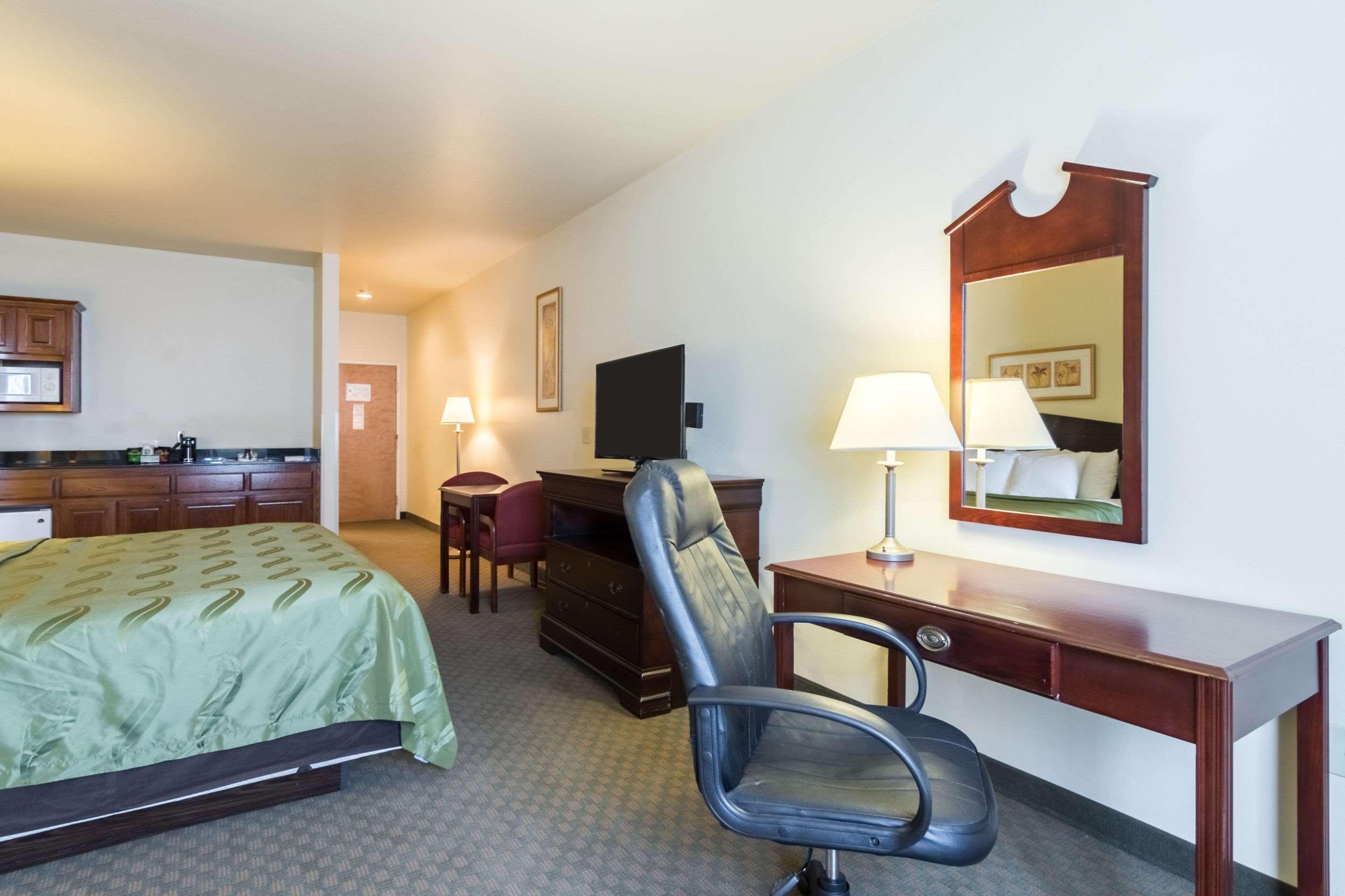 Quality Inn & Suites Of Alma - Northeast From Fort Smith Eksteriør billede
