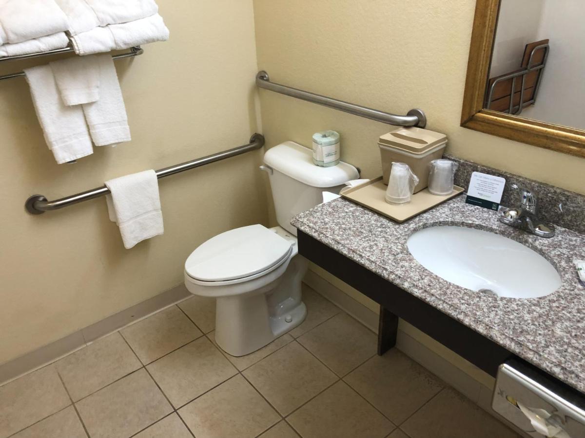 Quality Inn & Suites Of Alma - Northeast From Fort Smith Eksteriør billede